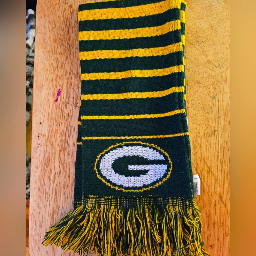 GREEN BAY PACKER scarf